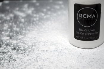 RCMA Makeup The Original No Color Powder, Loose Setting Powder, Professional Makeup, No Flash Back, Universal, All Skin Types, Flawless Finish, Reduces Shine, Vegan and Cruelty- Free, 3oz