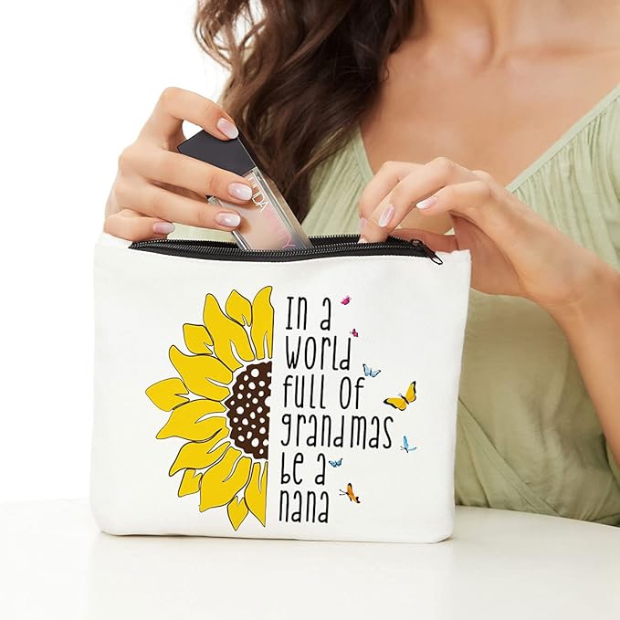 JIUWEIHU Nana Gifts, Grandma Gifts, Grandma Birthday Gifts, New Grandma Gifts, Pregnancy Announcement Idea New Grandma Gift-Really Awesome Nana Makeup Bag for Mathers Day, Thanksgiving, Christmas