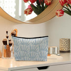 Beach Makeup Bag, Beach Gifts for Women, Blue Sea Shell Preppy Beach Cosmetic Bags Zipper Pouch, Beach Gifts for Women Friends, Beach Lovers Gifts, Blue Makeup Pouch Zipper Bag