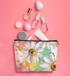 White Daisy Flowers Makeup Bag,Watercolor Botanical Flower Cosmetic Bag Best Gift Idea for Teen Girls Women,Birthday Christmas Gifts for Girls Women Daughter Sister