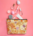 Makeup Bag for Women Gift,Retro 60s 70s Hippie Flowers Rainbow Makeup Bag,Vintage Floral Cosmetic Bag Best Gift Idea for Teen Girls Women,Birthday Christmas Gifts