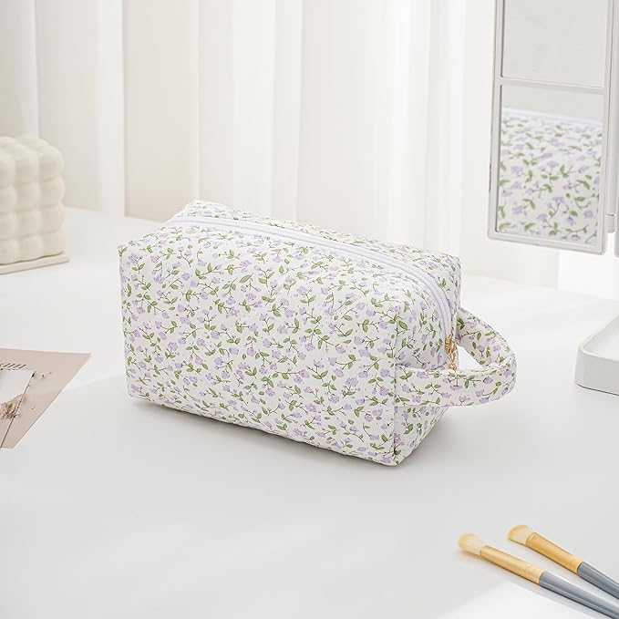Makeup Bag Travel Cosmetic Bag for Women, Zipper Make Up Pouch, Floral Flowers Toiletry Organizer Makeup with Handle, Cosmetic Travel Cloth Bag (Purple Floral)