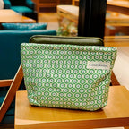 STARDW Aesthetic Floral Makeup Bag Cute Small Cosmetic Bags for Women Girls, Travel Toiletry Bag Large Capacity Zipper Makeup Pouch, Purse Organizer Pouches (Fresh)